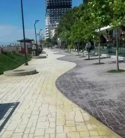 Sea View Golem *